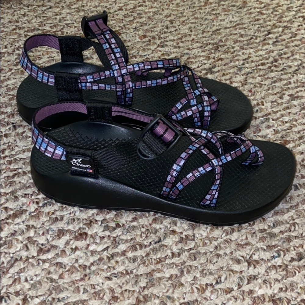 Women’s Chacos, size 9, new